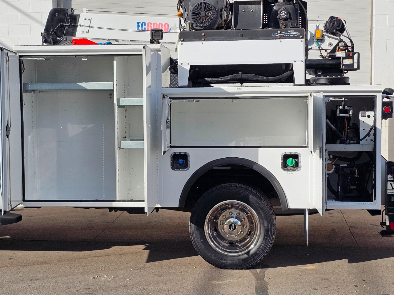 Ford F-550 Regular Cab DRW 2WD 2012 Ford F-550 Regular Cab DRW 2WD 2012