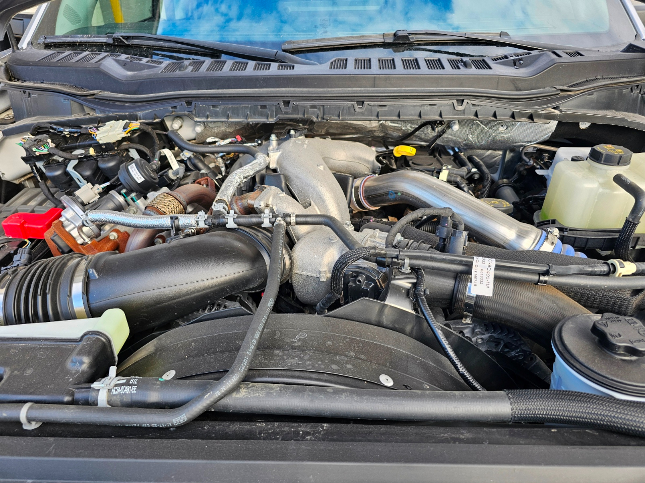 Ford Super Duty F-450 DRW XL 4WD Crew Cab 203" WB 84" CA 2024 Ford Super Duty F-450 DRW XL 4WD Crew Cab 203" WB 84" CA 2024