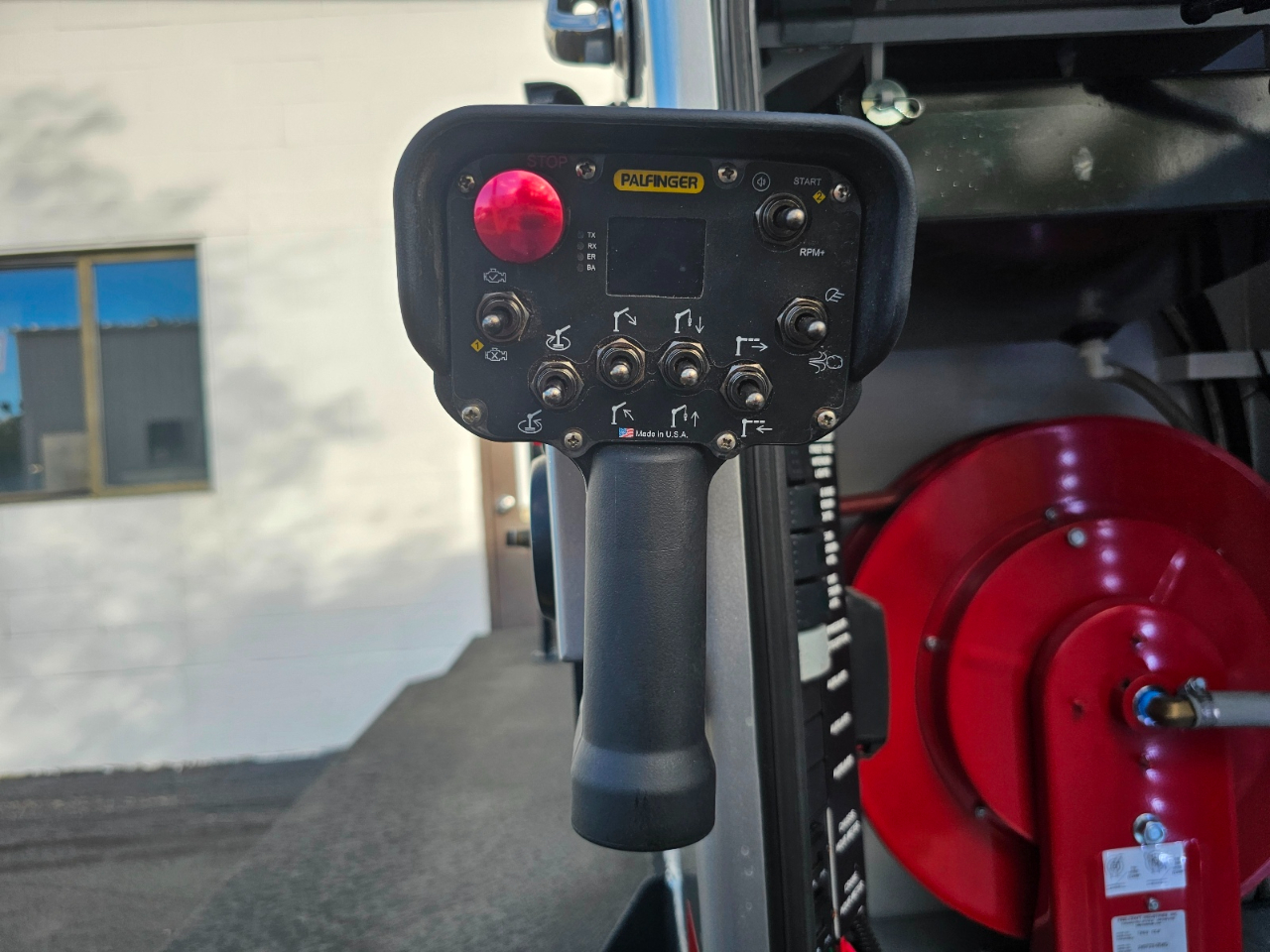 Ford Super Duty F-450 DRW XL 4WD Crew Cab 203" WB 84" CA 2024 Ford Super Duty F-450 DRW XL 4WD Crew Cab 203" WB 84" CA 2024