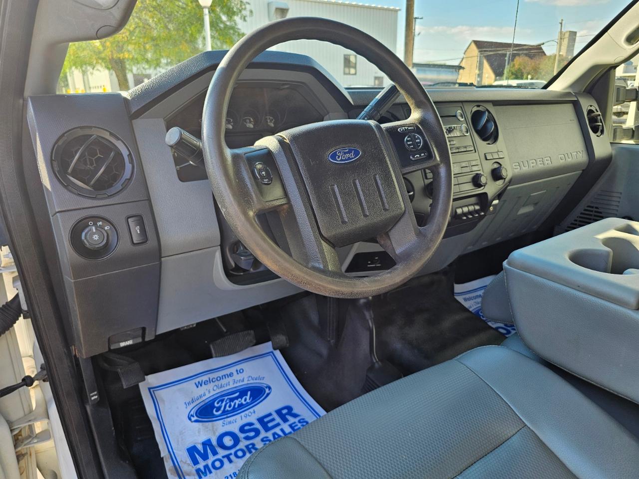 Ford Super Duty F-550 DRW  2014