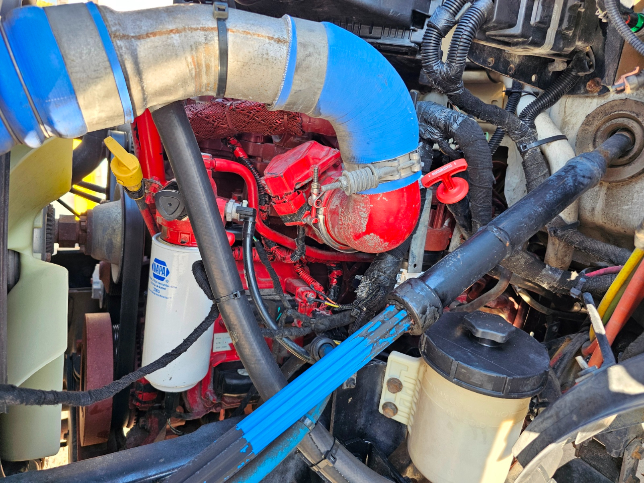 Ford Super Duty F-750 Straight Frame Reg Cab XL 2015 Ford Super Duty F-750 Straight Frame Reg Cab XL 2015