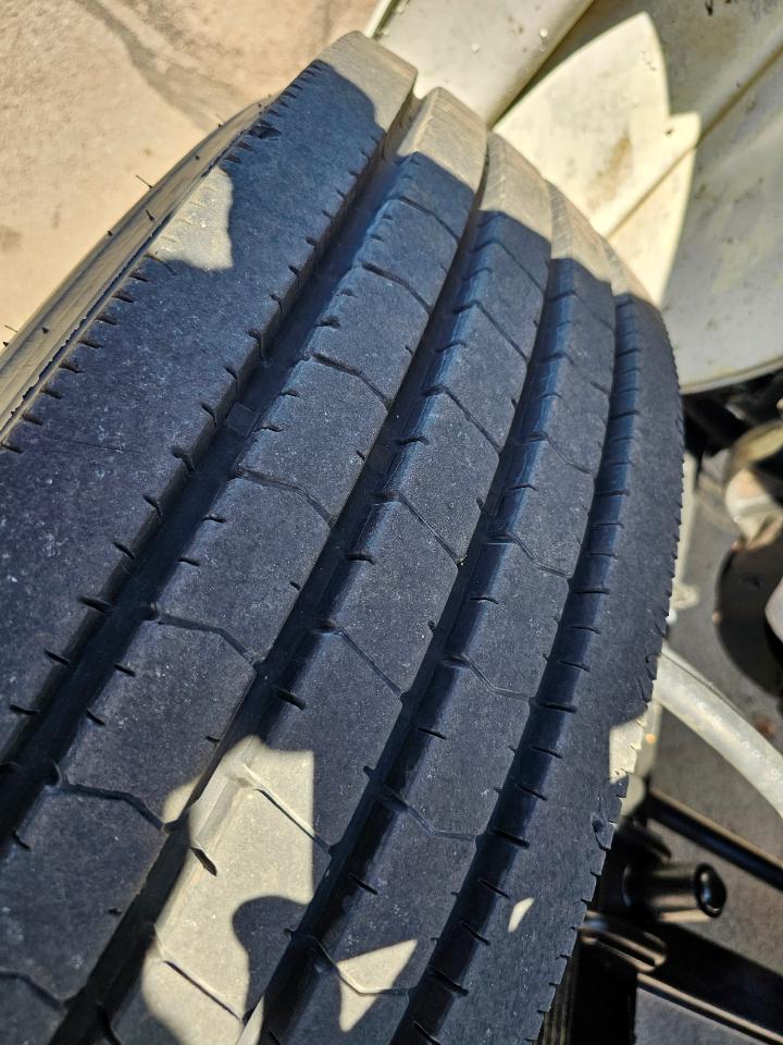 Freightliner M2 106 Medium Duty  2014