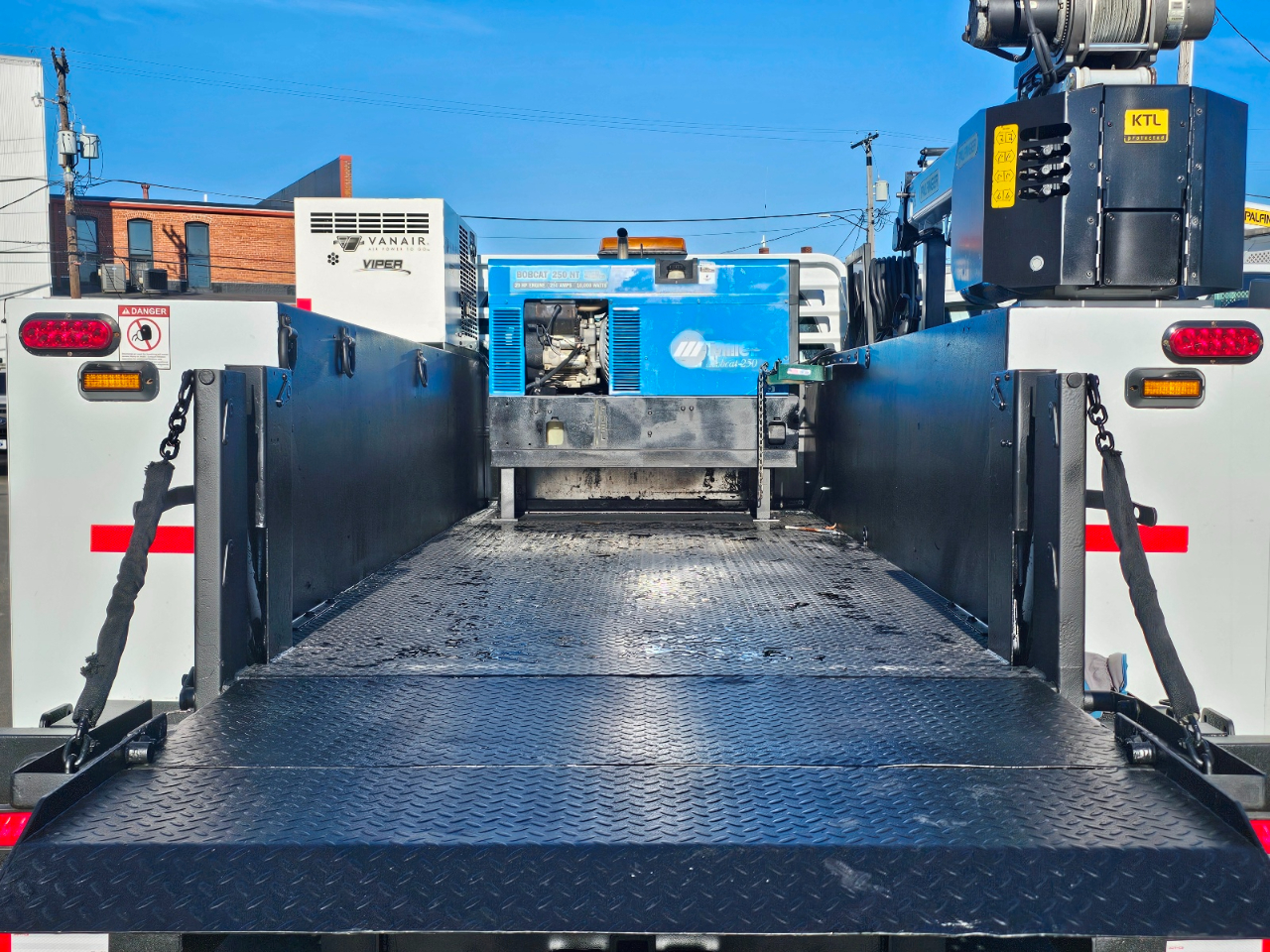 Ford Super Duty F-550 DRW  2015