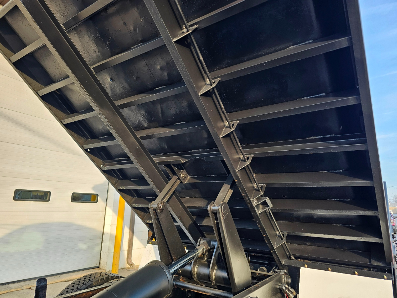 Ford Super Duty F-750  2015