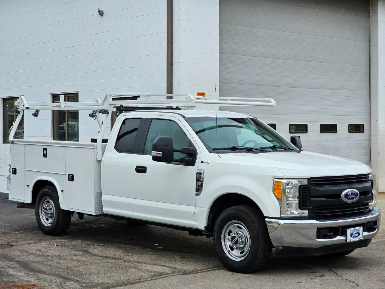 Ford Super Duty F-350 SRW  2017