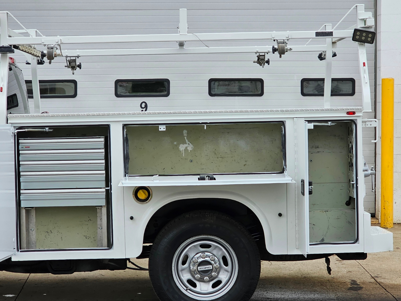 Ford Super Duty F-350 SRW  2017