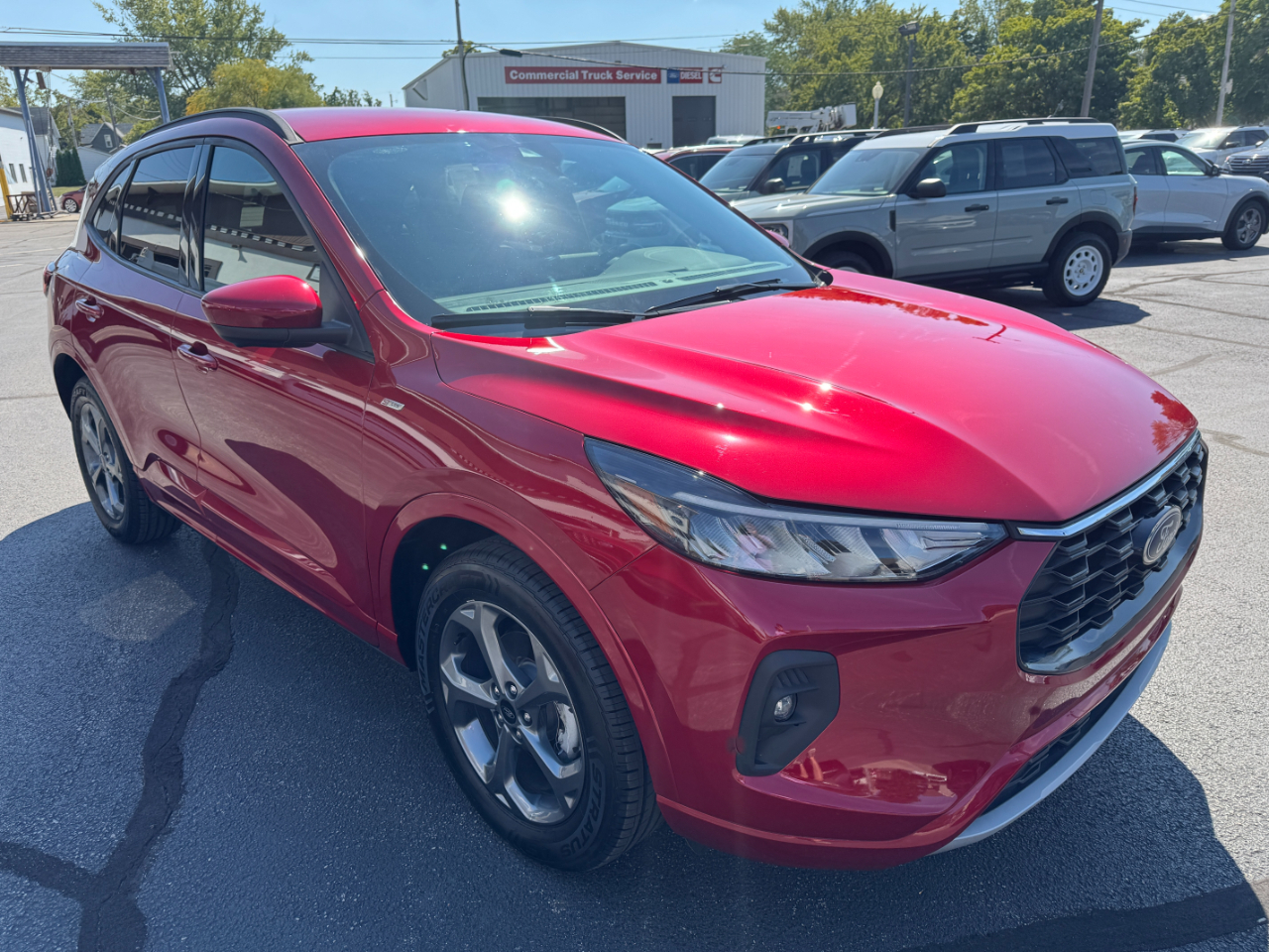 2023 Ford Escape ST-Line photo 6