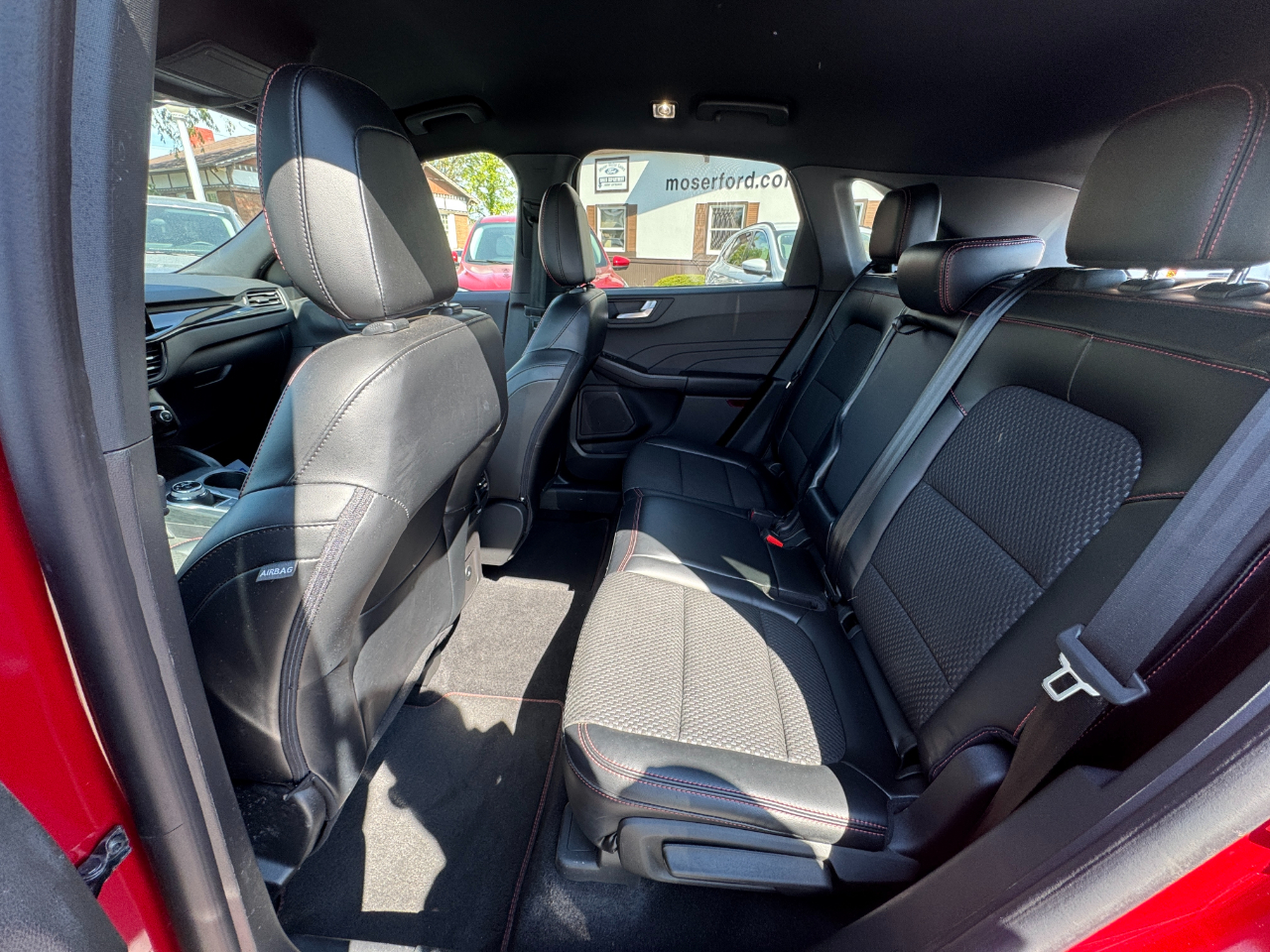 2023 Ford Escape ST-Line photo 17