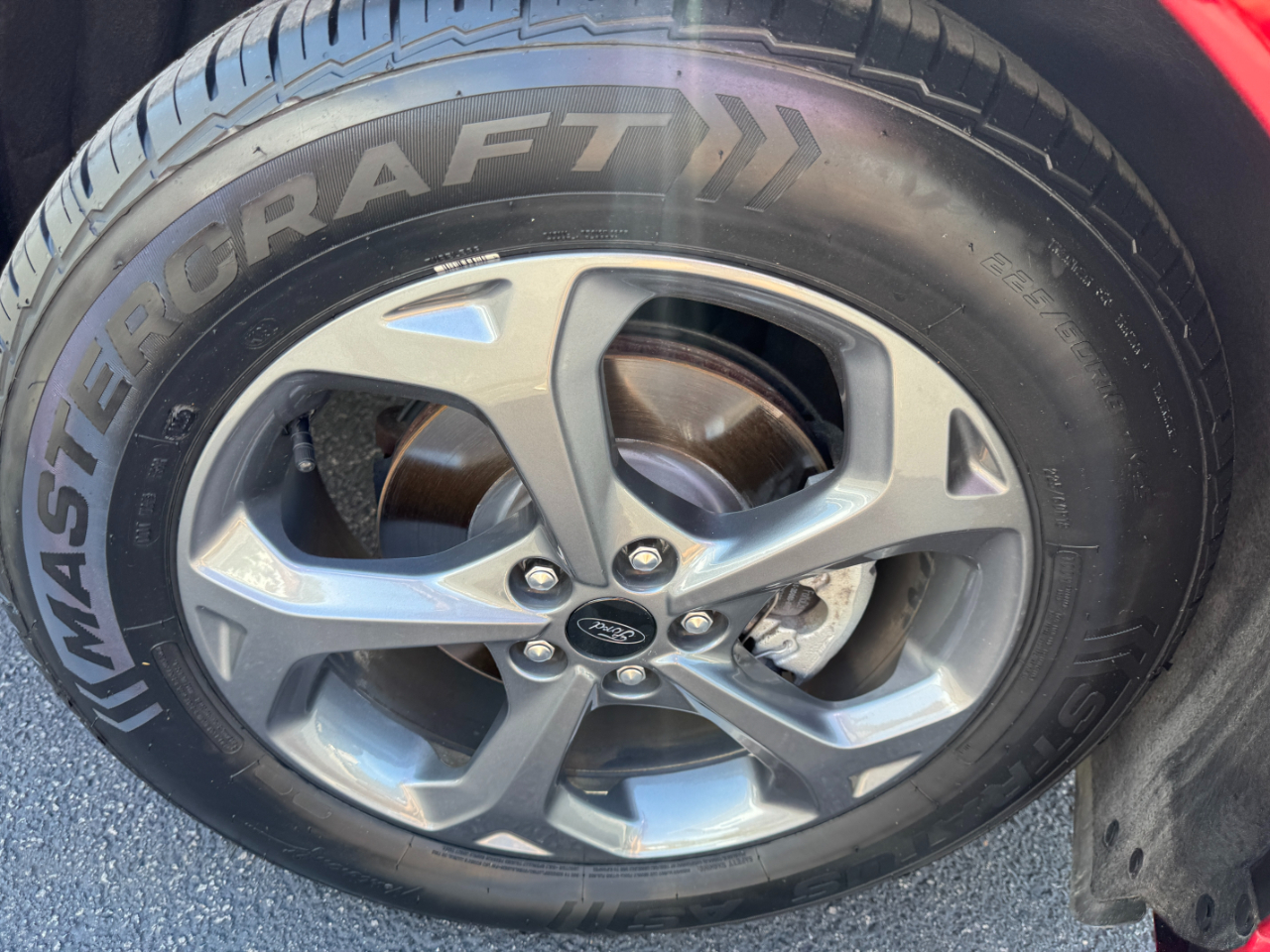 2023 Ford Escape ST-Line photo 23