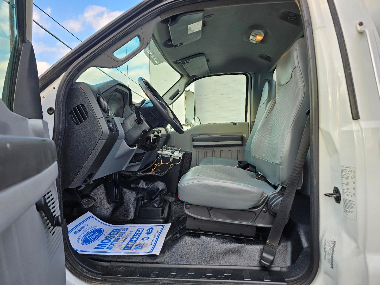 Ford Super Duty F-650  2015