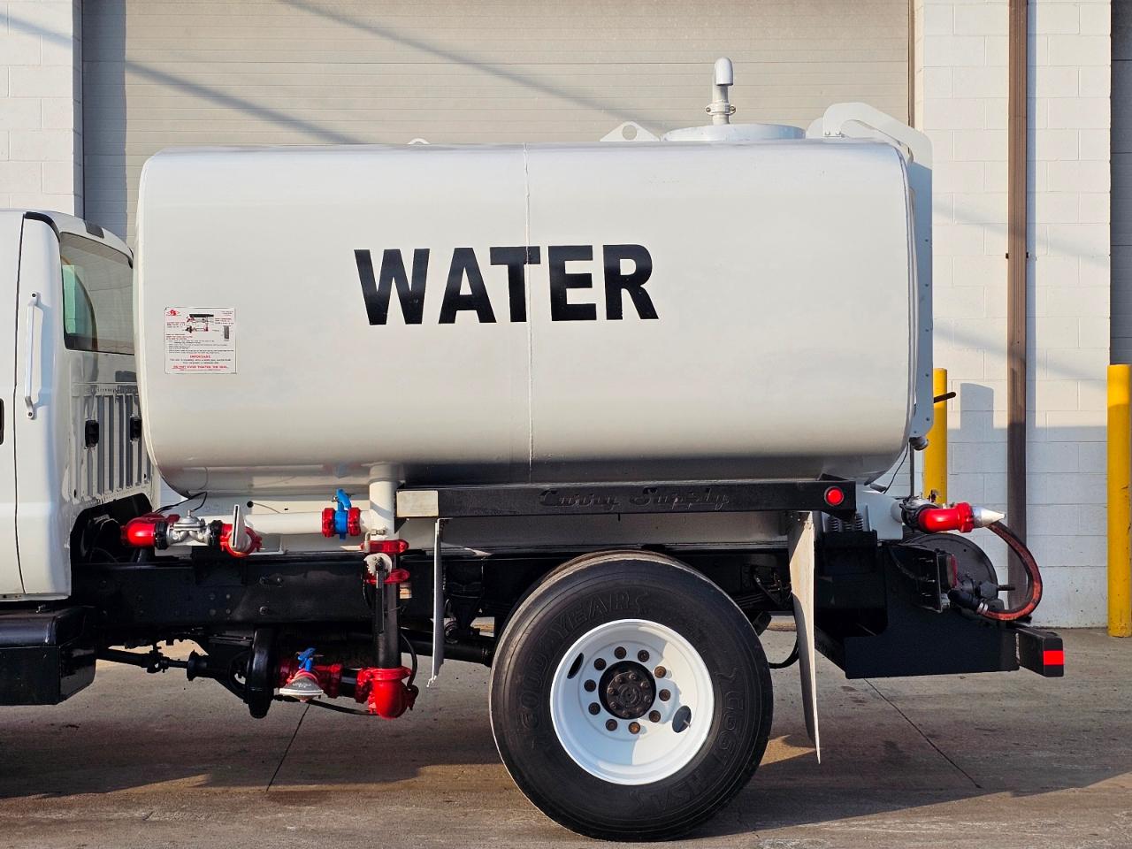 Ford Super Duty F-650  2015