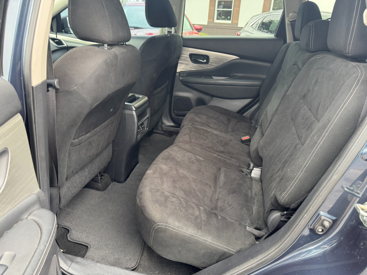 2016 Nissan Murano SV photo 14