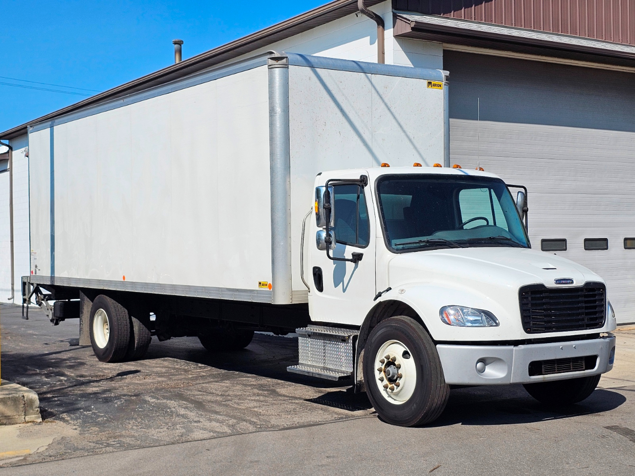 2023 Freightliner M2 106 Medium Duty photo 2