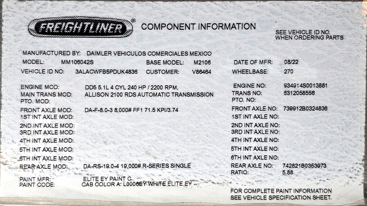 Freightliner M2 106  2023