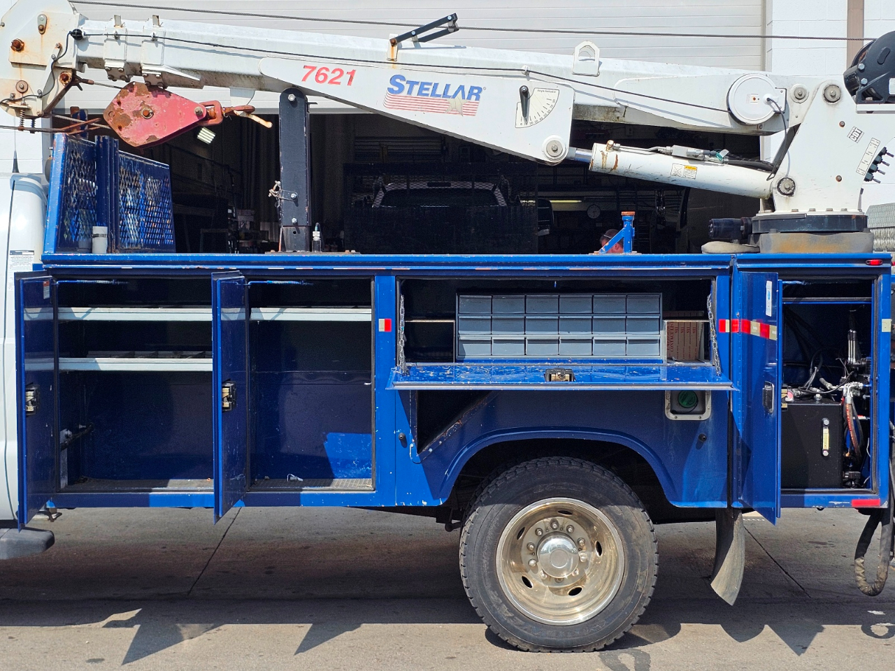 Ford Super Duty F-550 DRW  2014