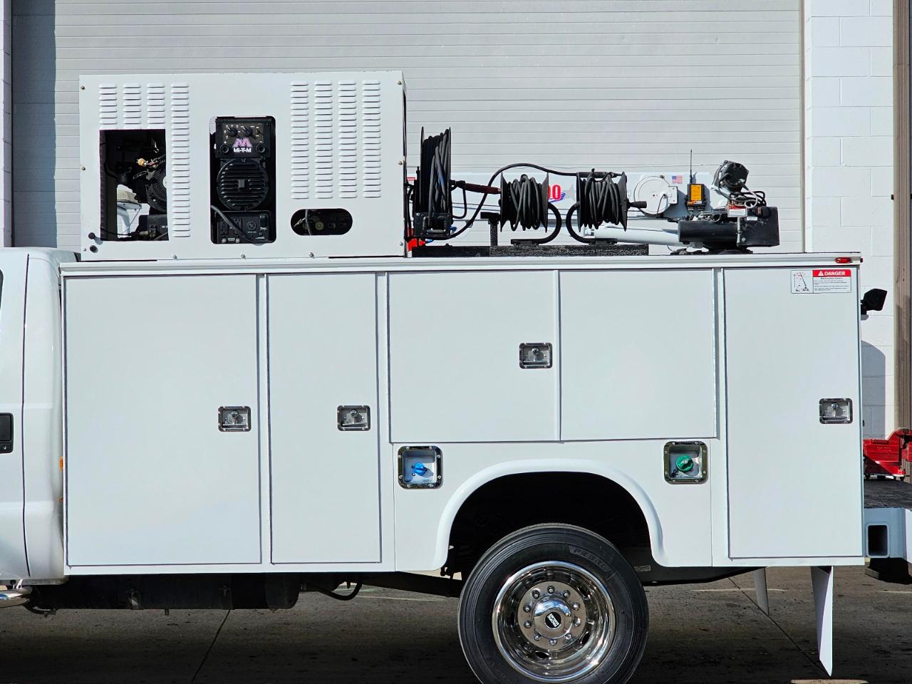 Ford Super Duty F-550 DRW  2016