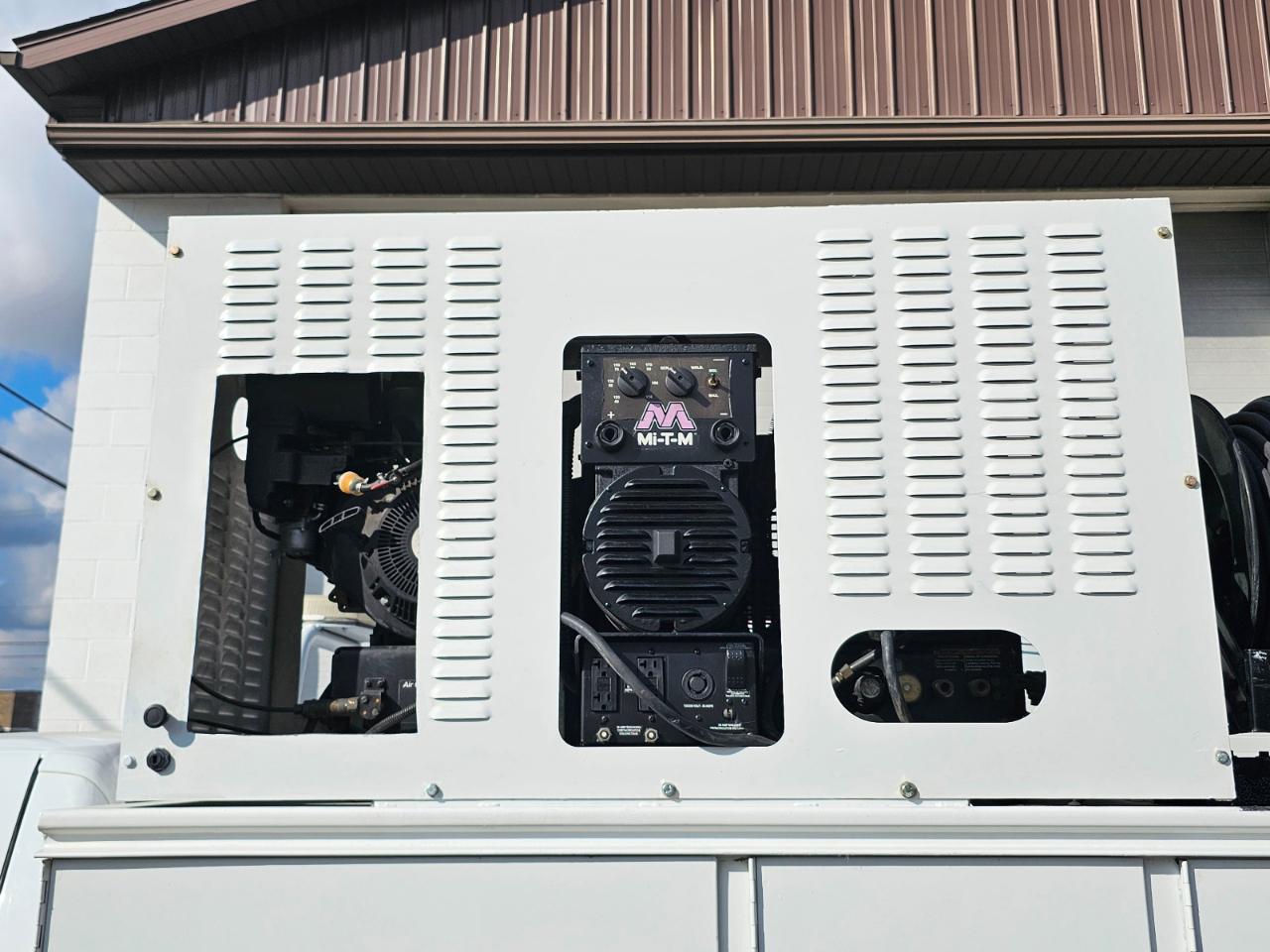 Ford Super Duty F-550 DRW  2016