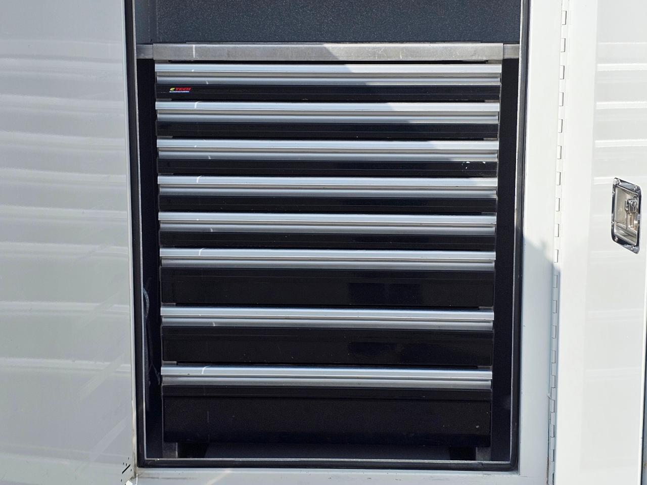 Ford Super Duty F-550 DRW  2016