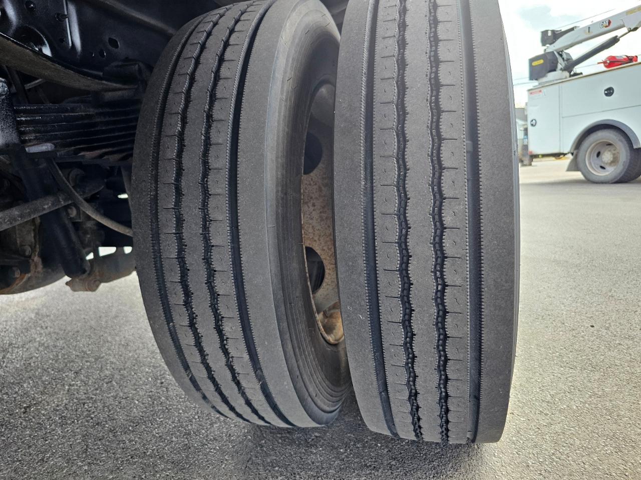 Ford Super Duty F-550 DRW  2016