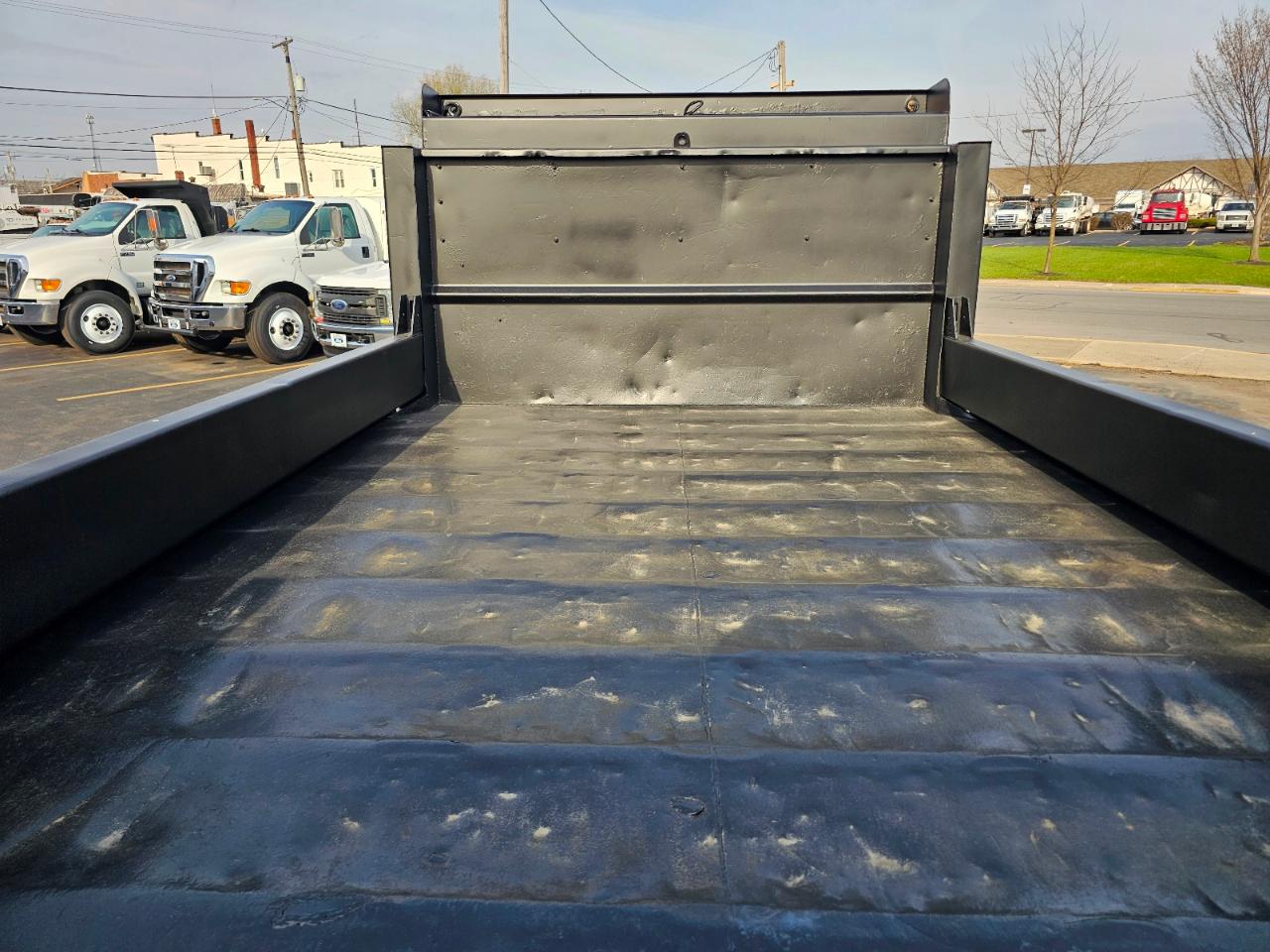 Ford Super Duty F-650  2013