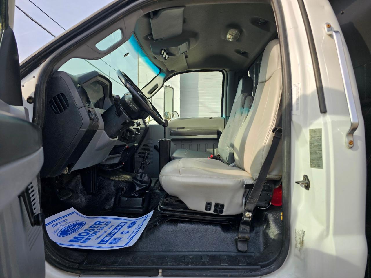 Ford Super Duty F-650  2013