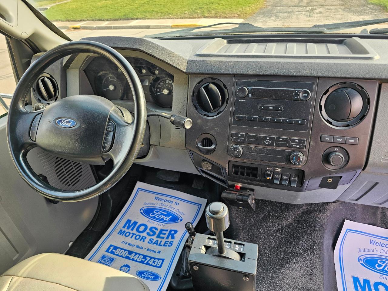 Ford Super Duty F-650  2013