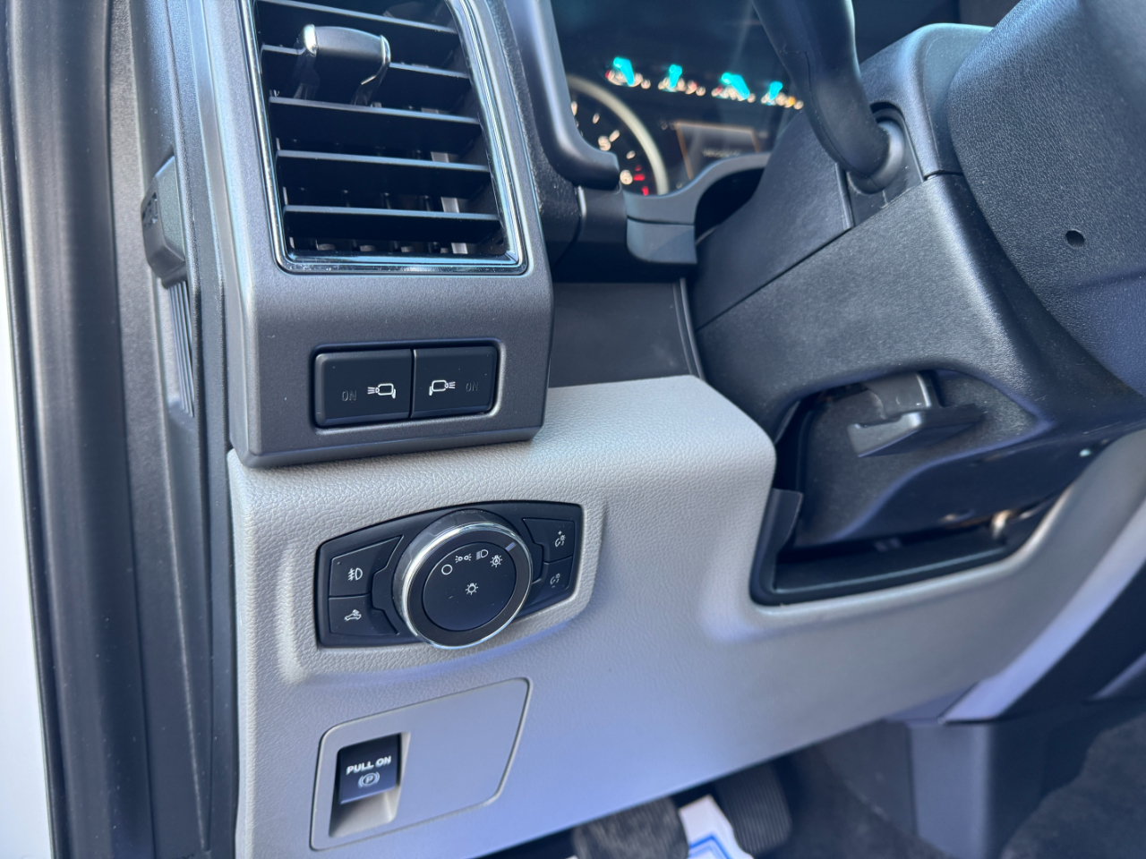 Ford F-150 XLT 4WD SuperCrew 5.5' Box 2020