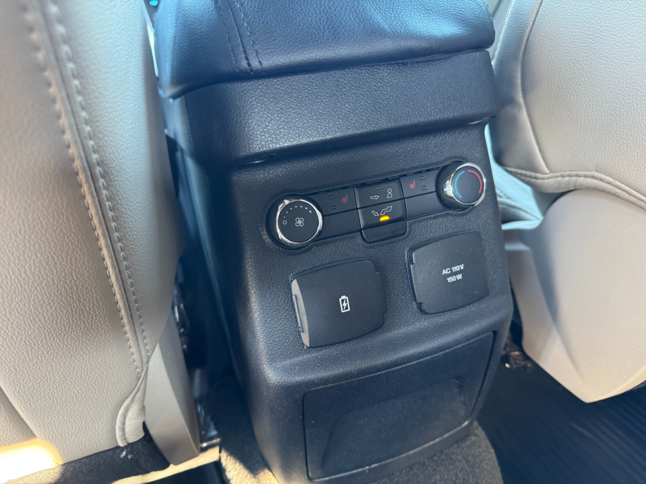 Ford Explorer  2018 Ford Explorer  2018