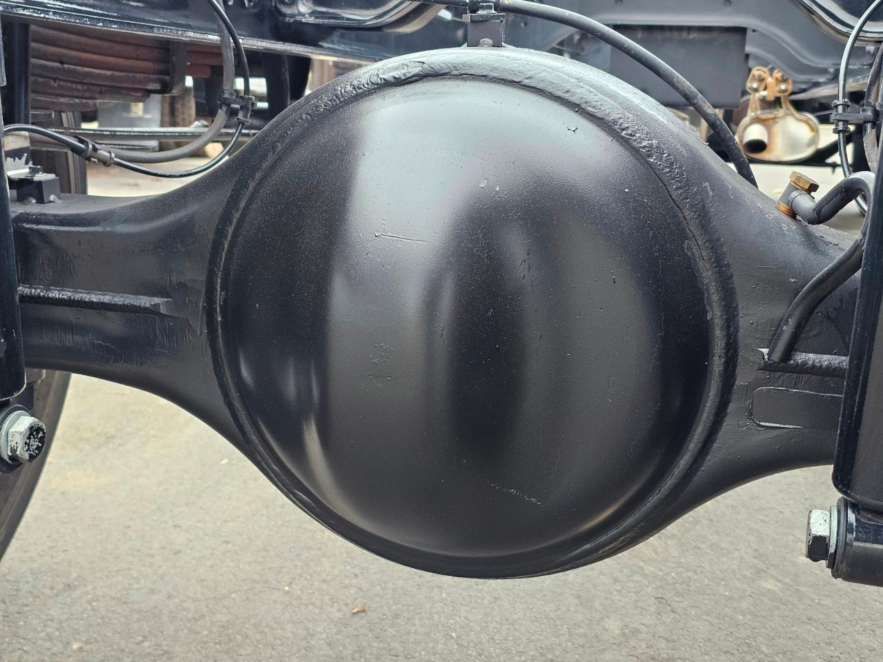 Ford Super Duty F-650  2023