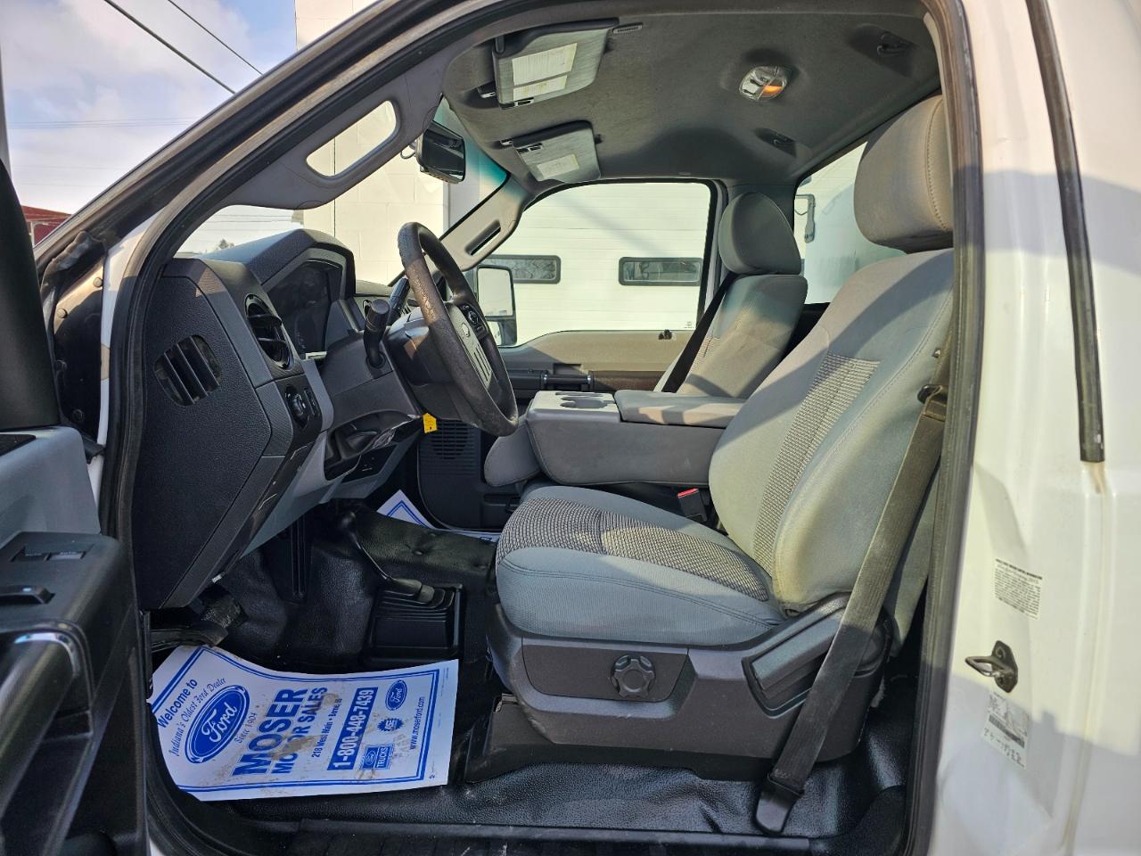 Ford Super Duty F-550 DRW  2016