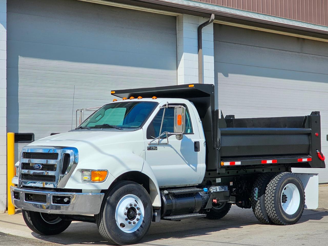 Ford Super Duty F-750  2015