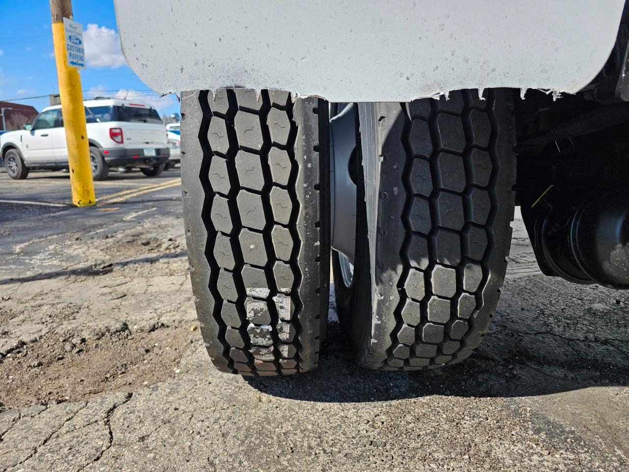 Ford Super Duty F-750  2015