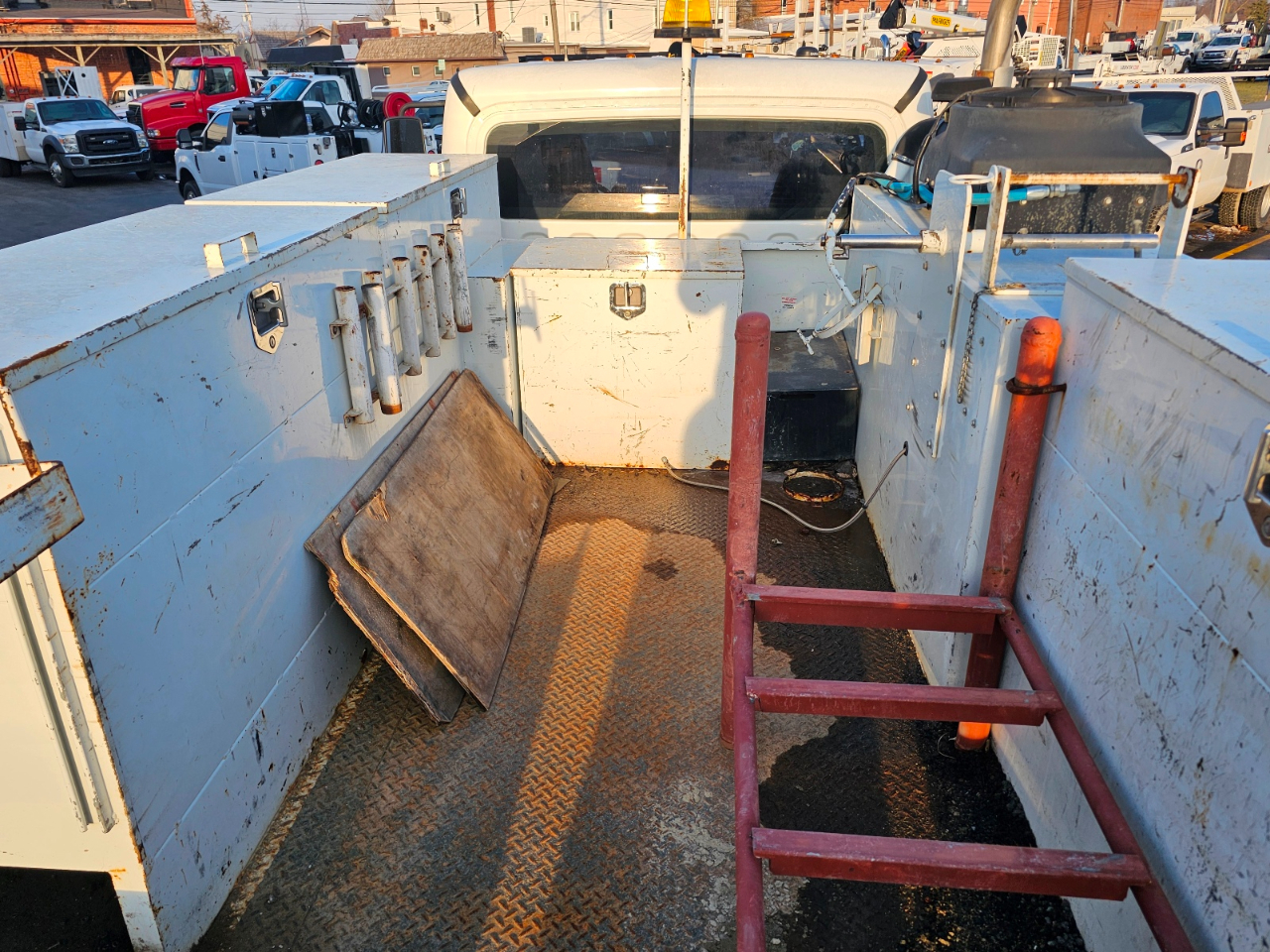 Freightliner M2 106  2014