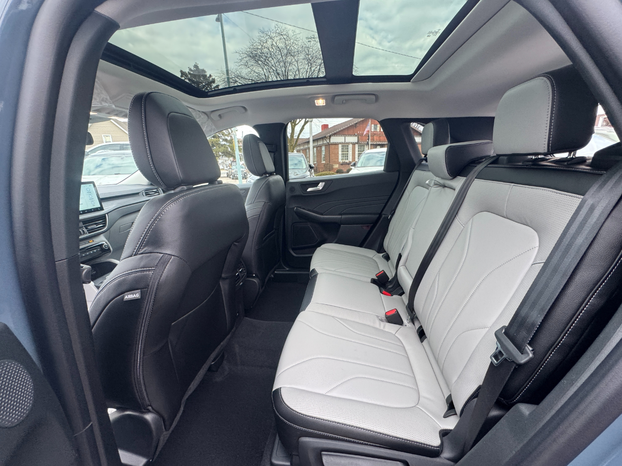 Ford Escape Platinum AWD 2026