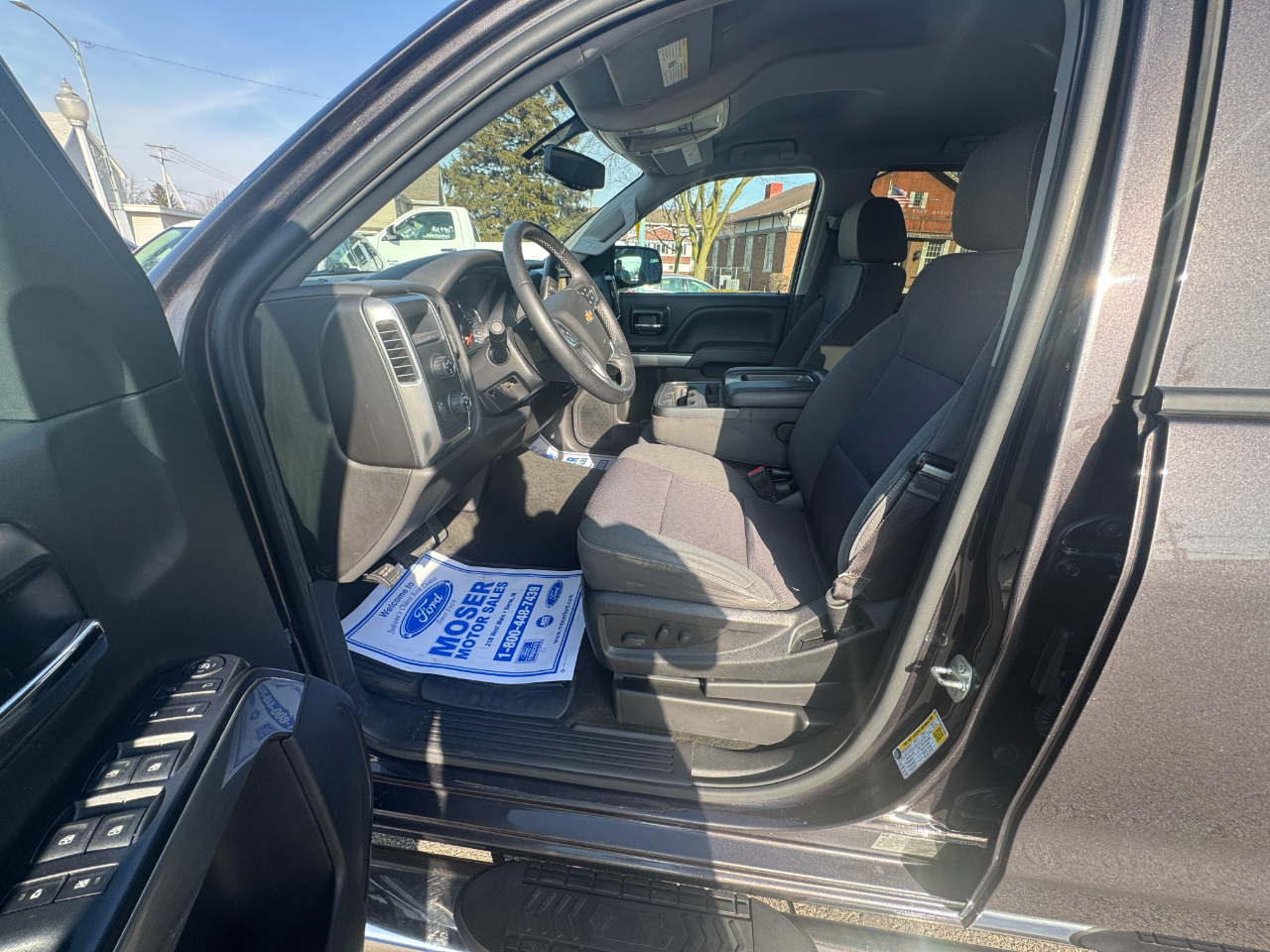 Chevrolet Silverado 1500 4WD Crew Cab 143.5" LT w/1LT 2014