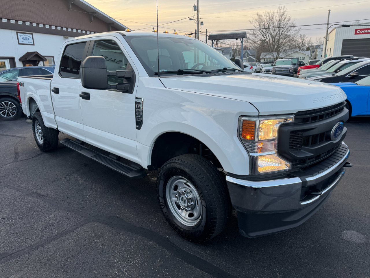 Ford Super Duty F-250 SRW XL 4WD Crew Cab 6.75' Box 2021