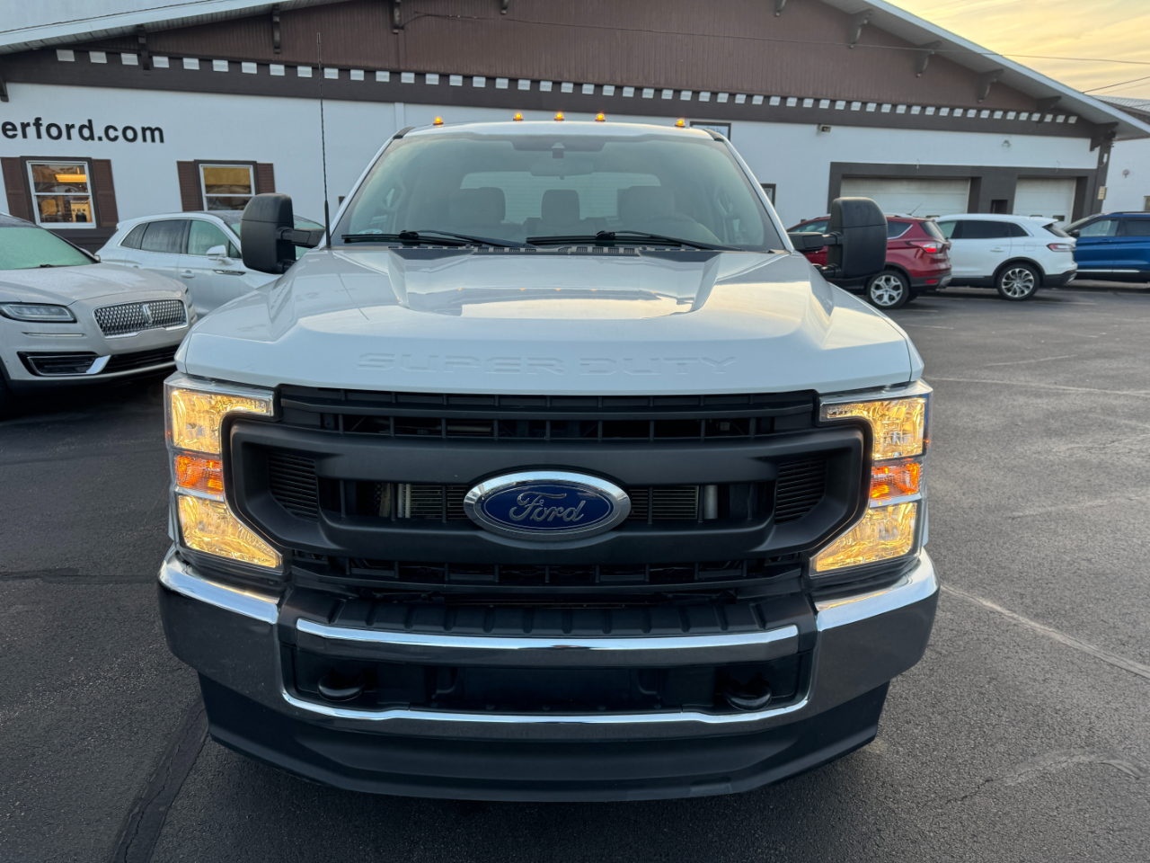 Ford Super Duty F-250 SRW XL 4WD Crew Cab 6.75' Box 2021