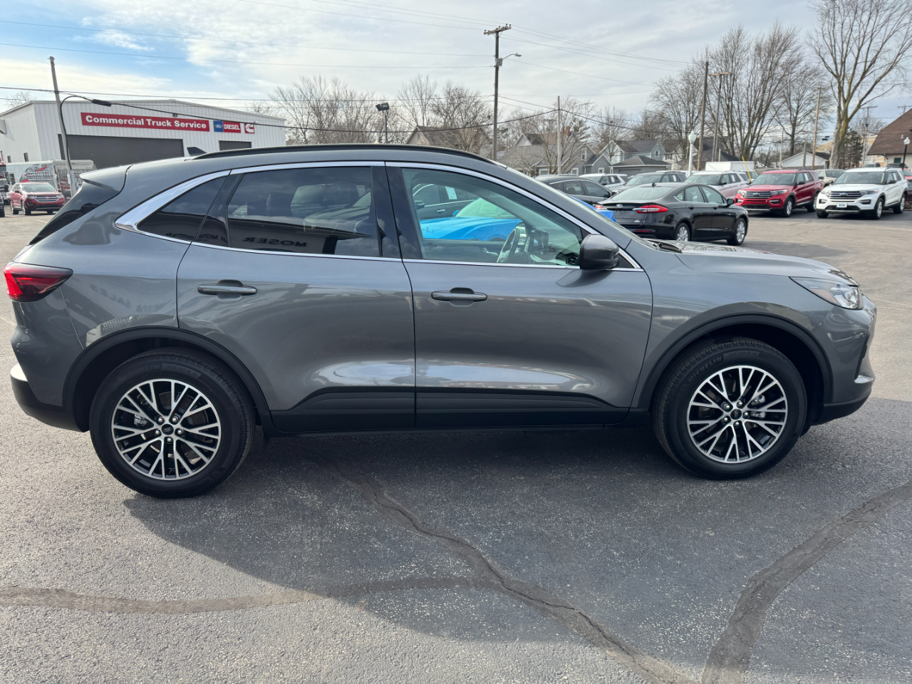 Ford Escape PHEV FWD 2025