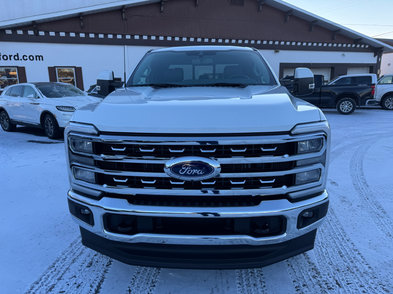 Ford Super Duty F-250 SRW Lariat 4WD SuperCab 6.75' Box 2023