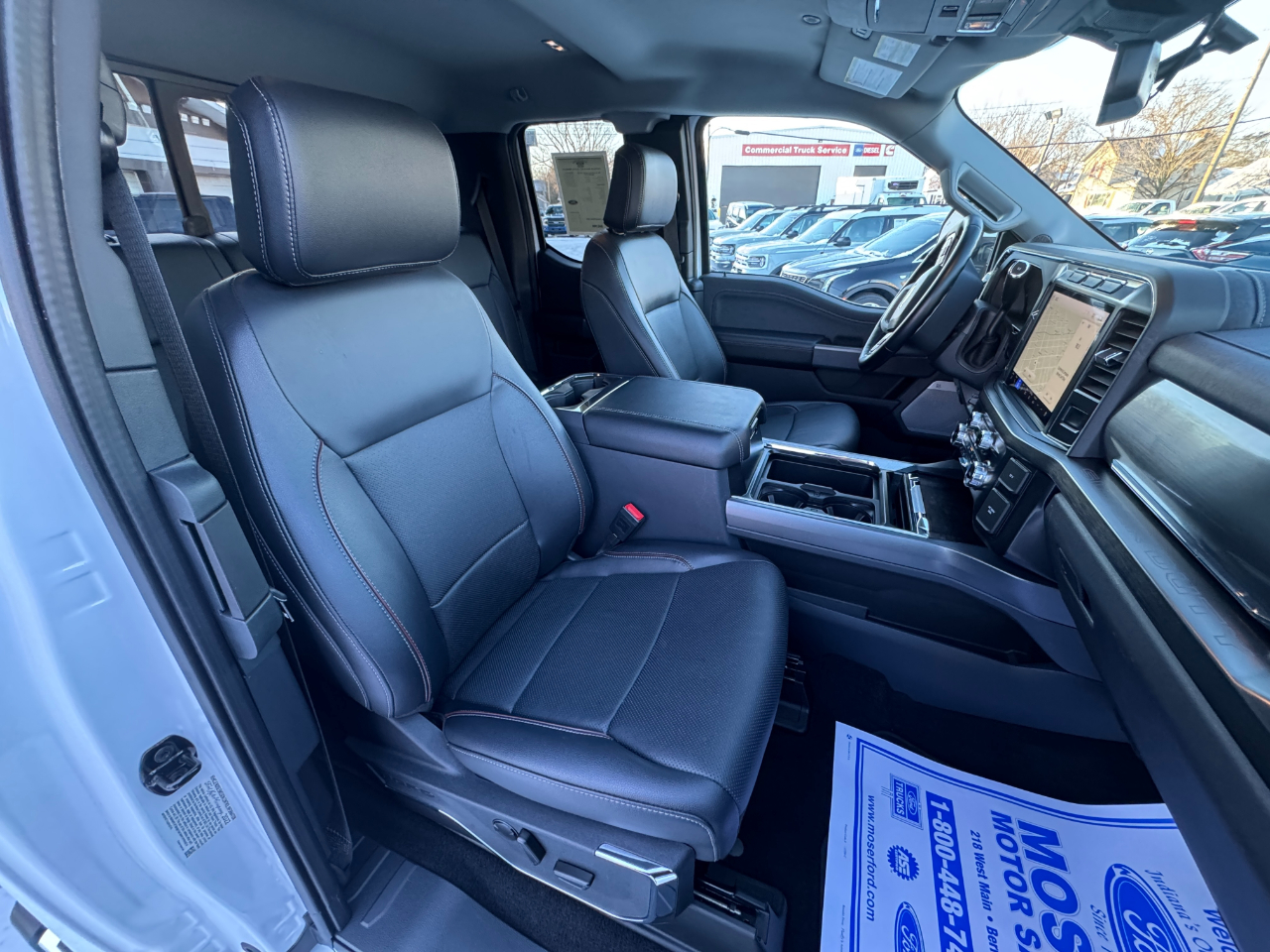 Ford Super Duty F-250 SRW Lariat 4WD SuperCab 6.75' Box 2023