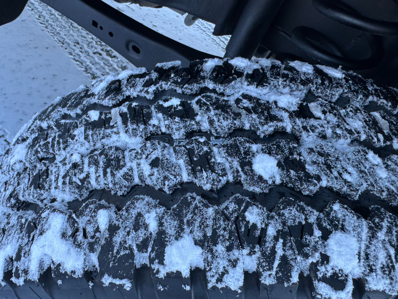 Ford Super Duty F-250 SRW Lariat 4WD SuperCab 6.75' Box 2023