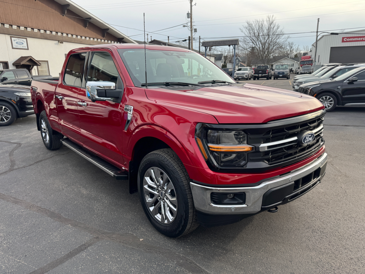 Ford F-150 XLT 4WD SuperCrew 6.5' Box 2024