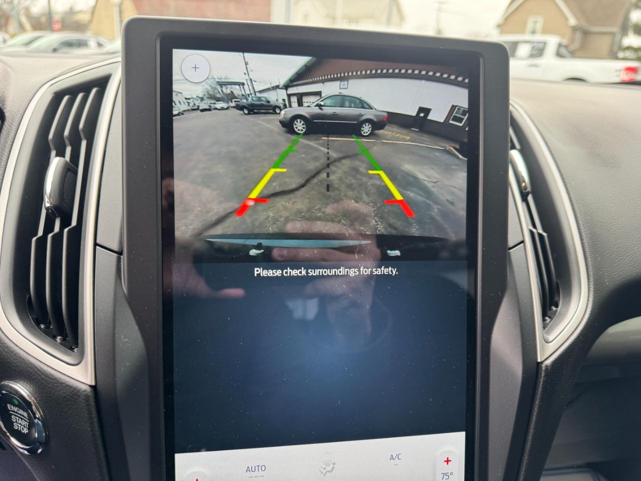 Ford Edge SE AWD 2024