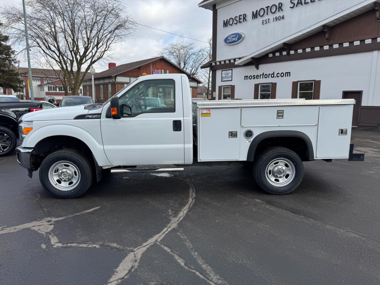 Ford Super Duty F-350 SRW  2015