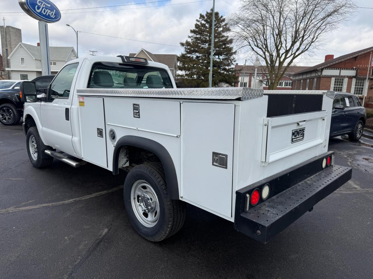 Ford Super Duty F-350 SRW  2015