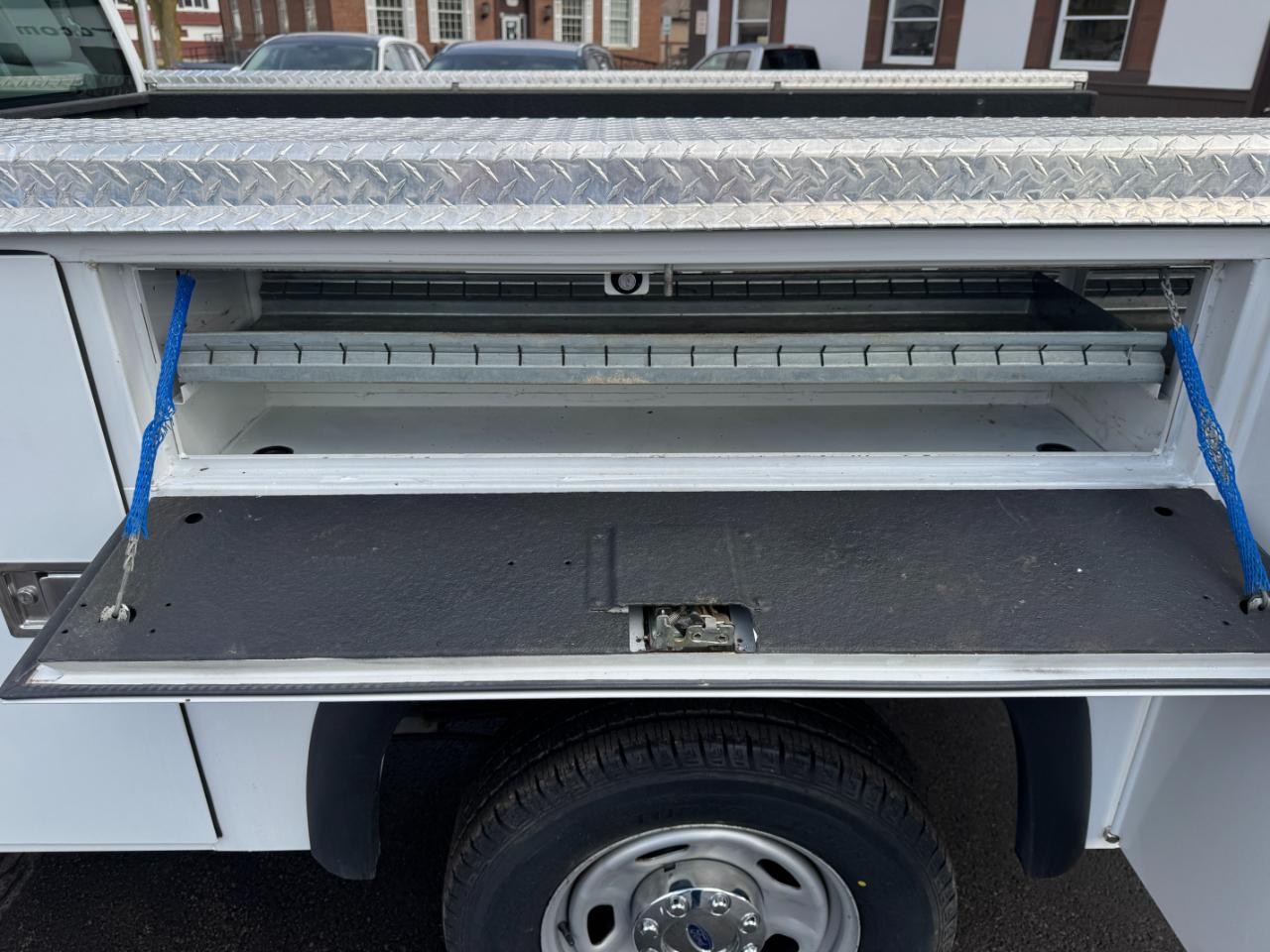 Ford Super Duty F-350 SRW  2015