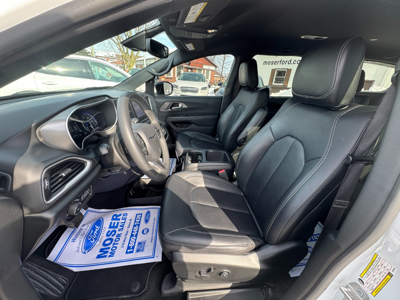 Chrysler Pacifica Select FWD 2025