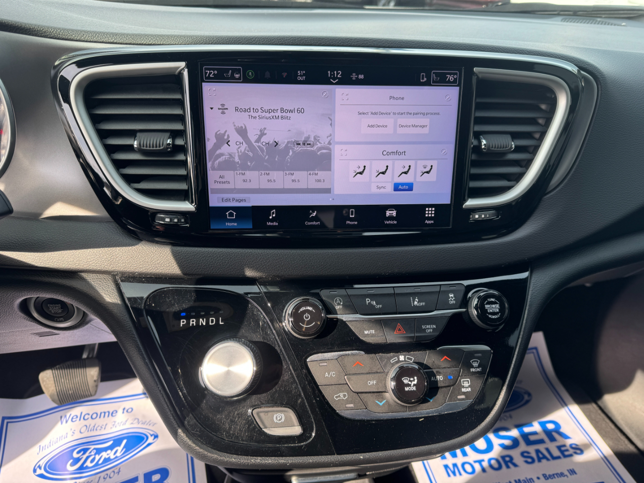 Chrysler Pacifica Select FWD 2025