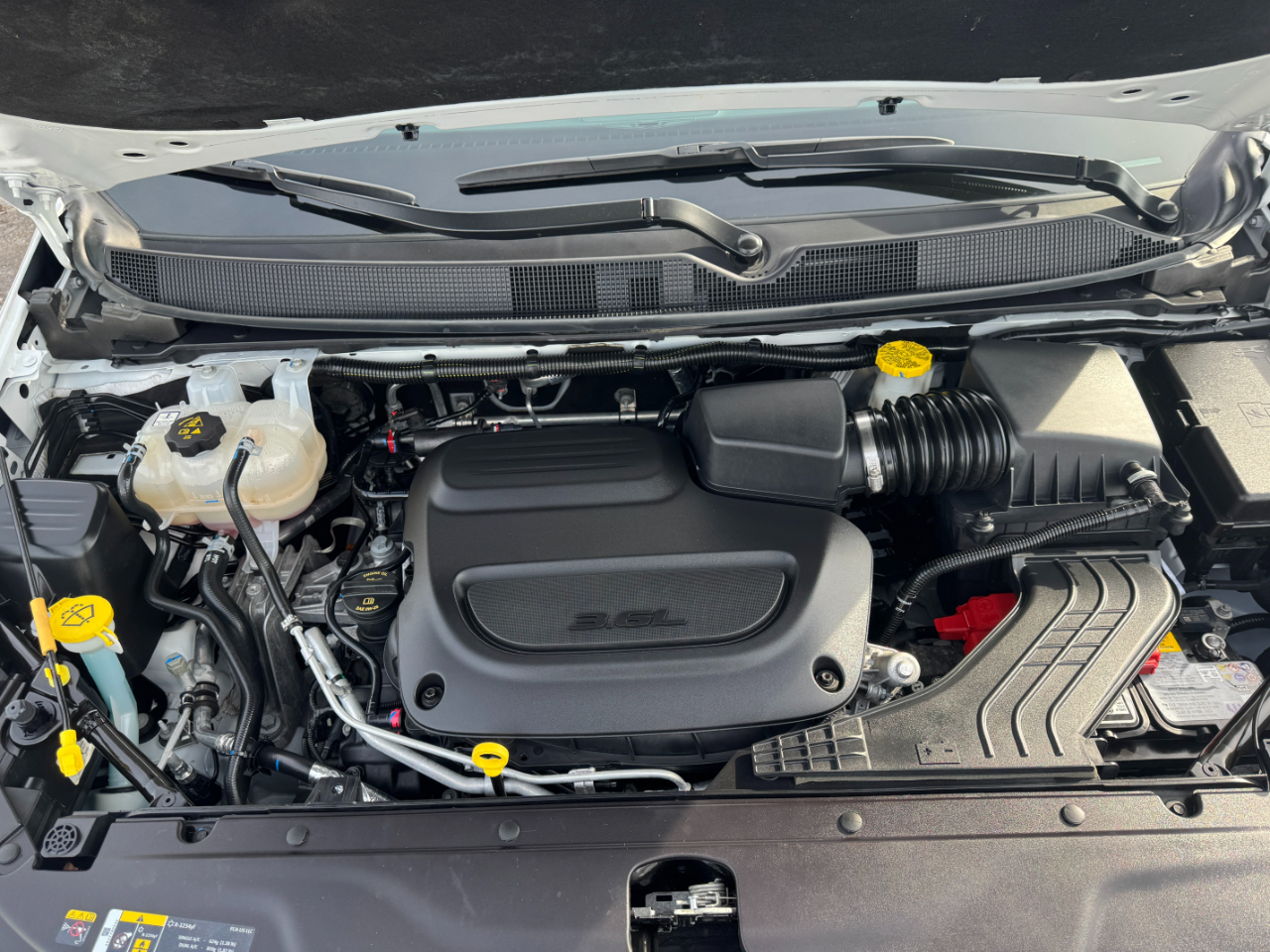 Chrysler Pacifica Select FWD 2025