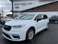 2025 Chrysler Pacifica 